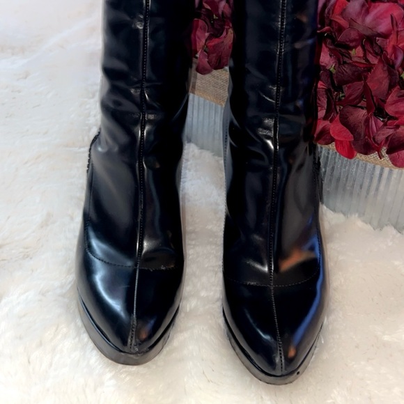 GUCCI Patent Leather Platform Boot - Picture 4 of 13